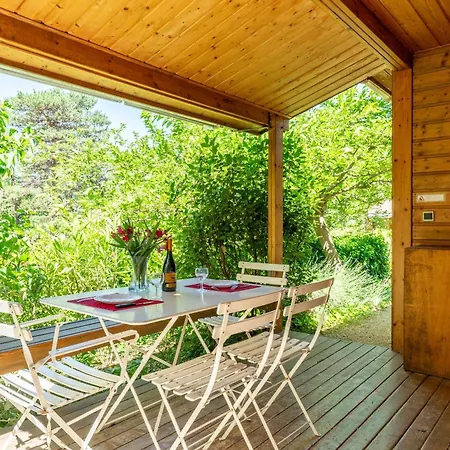 Lavande Chalet